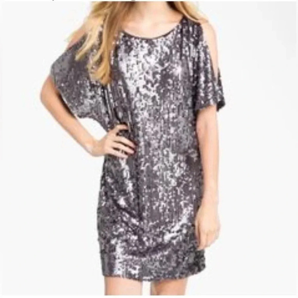 Aidan Maddox Woman’s Cold Shoulder Sequined Shift Dress Gunmetal Size 4 - Picture 1 of 10